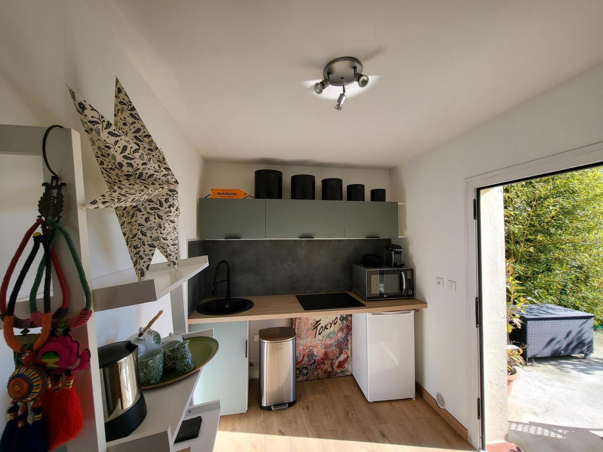 Studio Independant Avec Terrasse A Juan Les Pins Antibes Eksteriør bilde